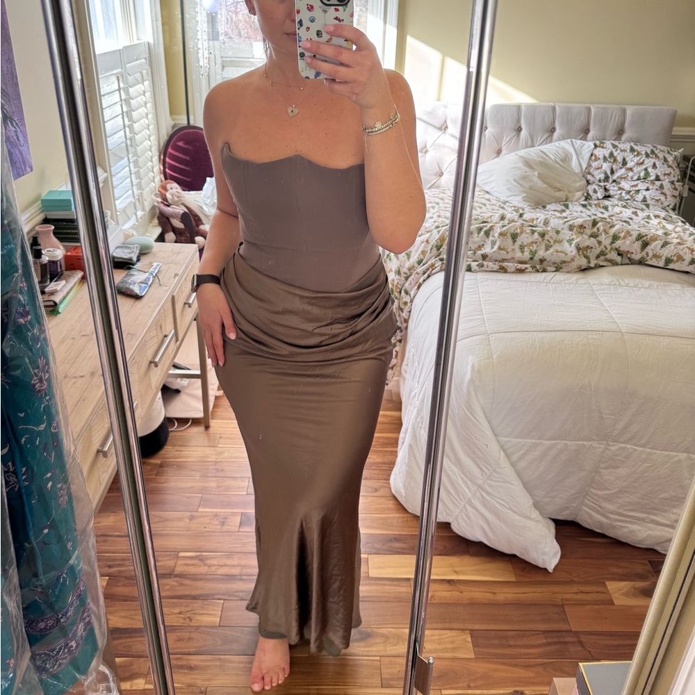 *LIKE NEW* House of CB Persephone Strapless Satin Corset Cocktail Dress